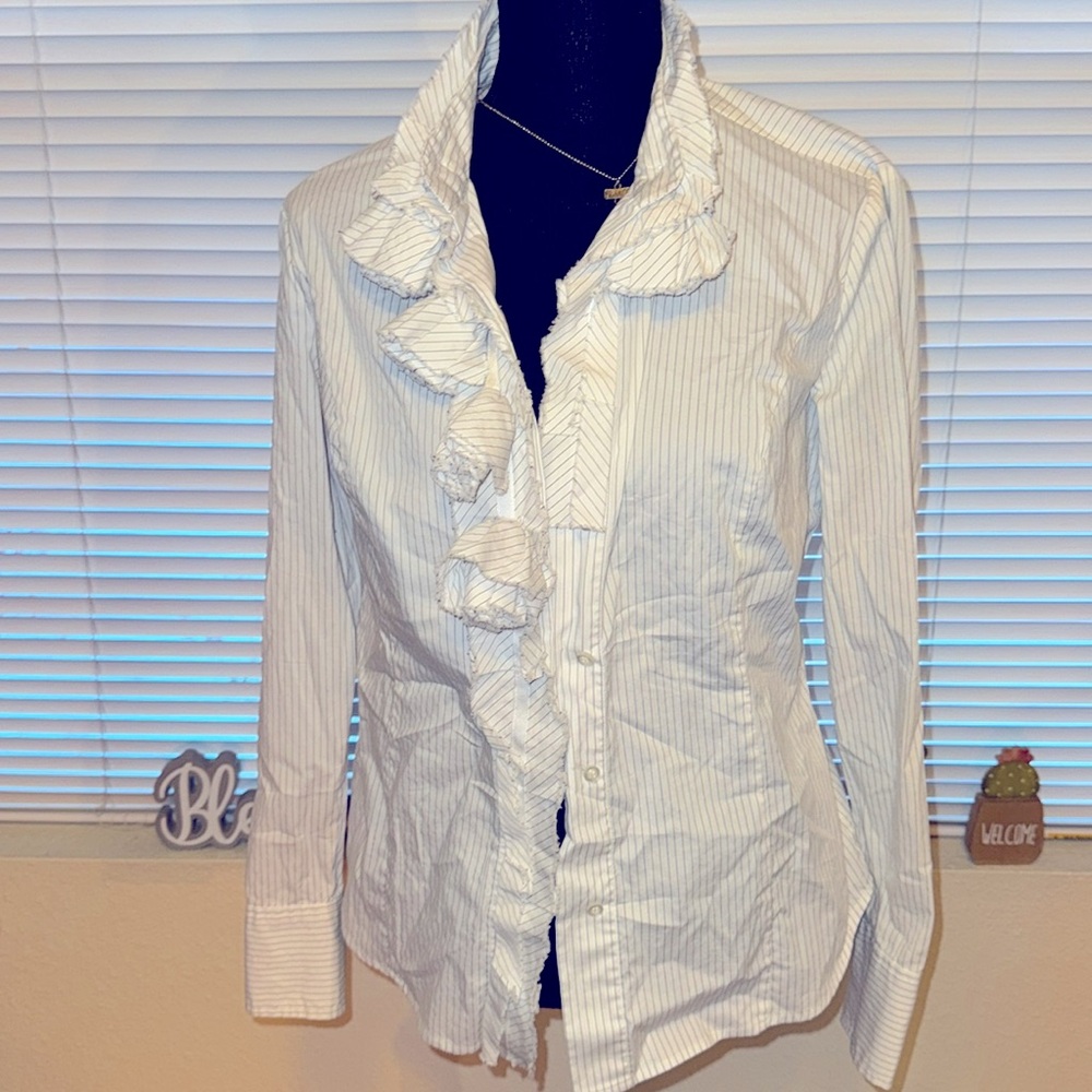 New York and Company size medium, white shirt with graypins stripes, button down
